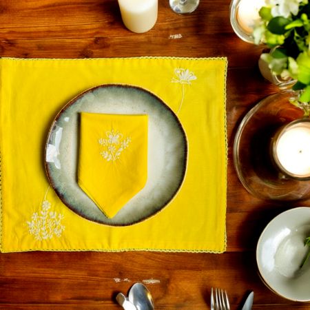 Anthophile Placemats – Set of 2 – Yellow